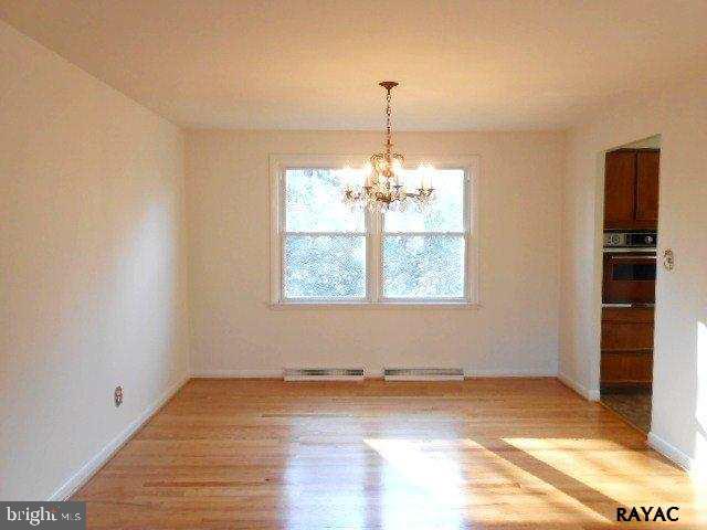 2525 Cambridge Road York, PA 17402 - Photo 7 of 23 Gallery Image 7