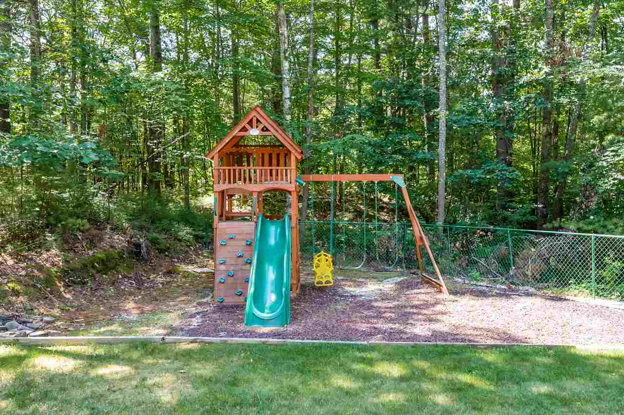 1 Bear Meadow Road Londonderry, NH 03053 - Photo 28 of 32