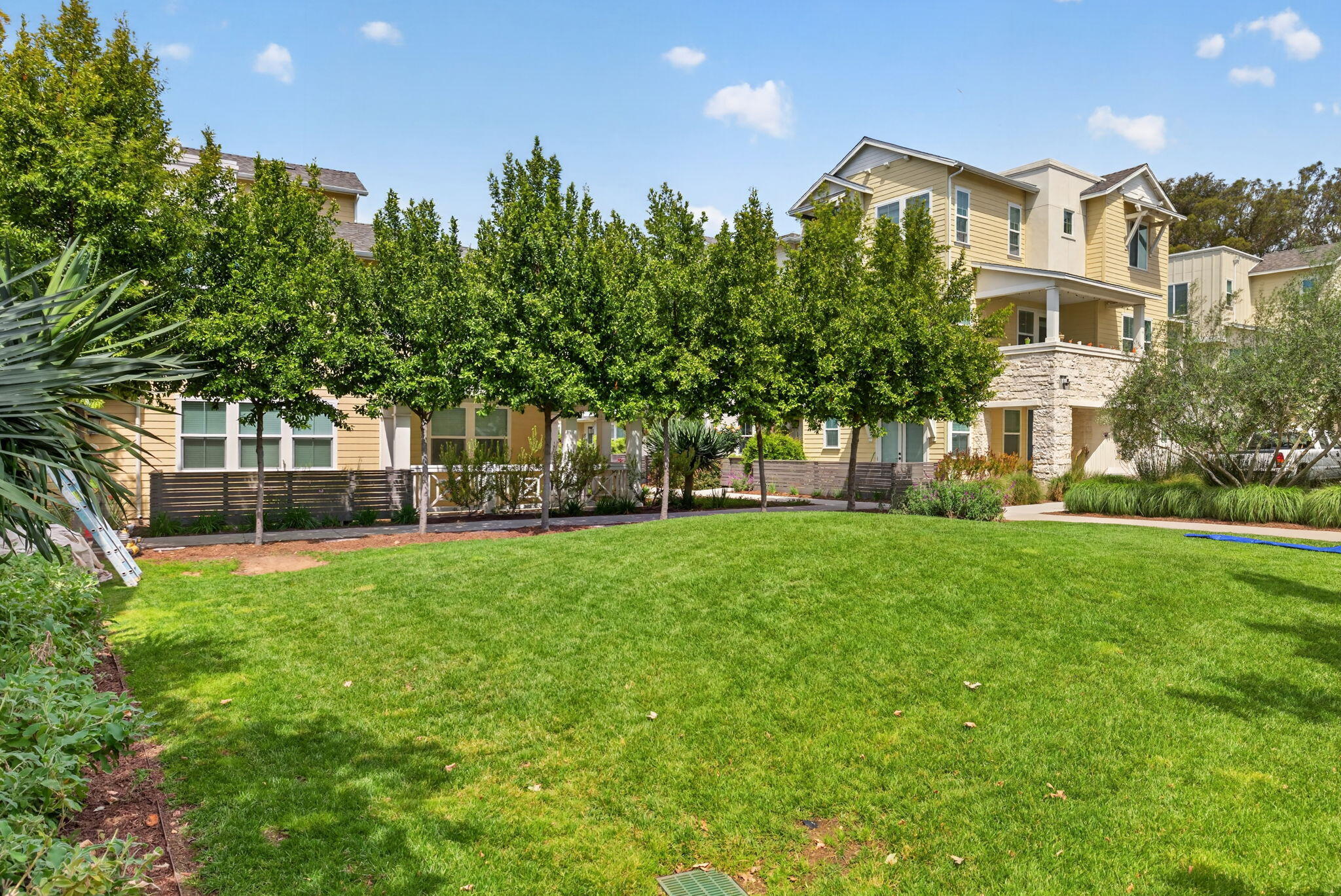 5680 Surfrider Way, Unit 101 Goleta, CA 93117 - Photo 27 of 37 Community lawn area