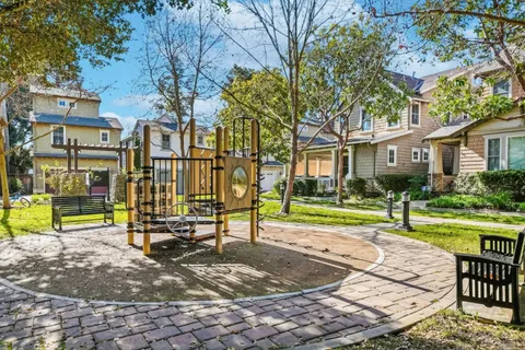 $2,495,000 | 156 Morandi Lane, Menlo Park, CA 94025