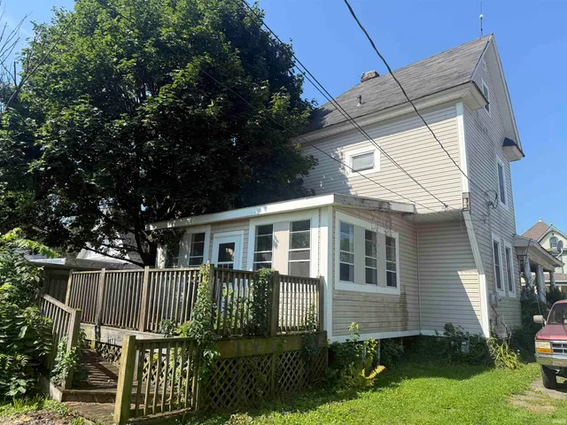 $39,900 | 215 South High Street, Hartford City, IN 47348