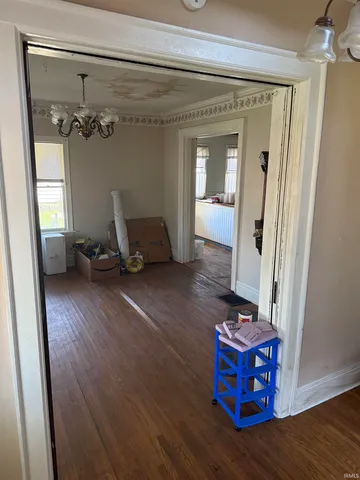 $39,900 | 215 South High Street, Hartford City, IN 47348