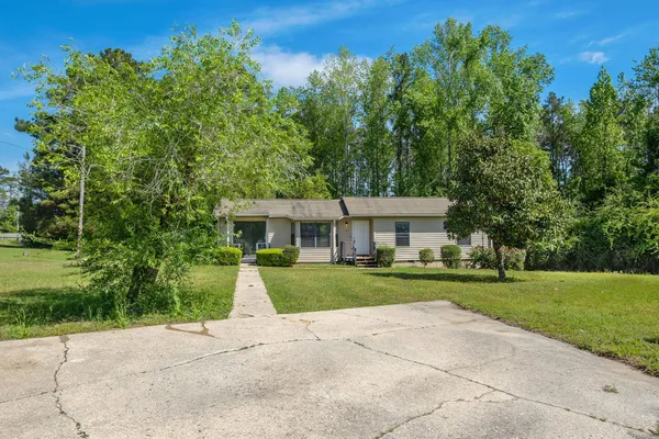$1,550 | 27 Sierra Road, Havana, FL 32333