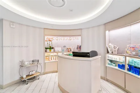 $612,900 | 551 North Fort Lauderdale Beach Boulevard, Unit R1909, Fort Lauderdale, FL 33304