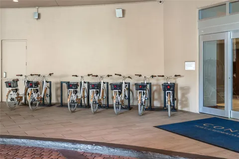 $612,900 | 551 North Fort Lauderdale Beach Boulevard, Unit R1909, Fort Lauderdale, FL 33304