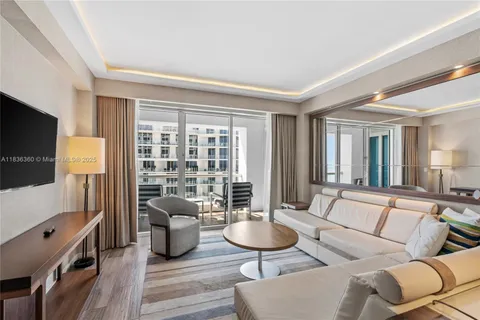 $612,900 | 551 North Fort Lauderdale Beach Boulevard, Unit R1909, Fort Lauderdale, FL 33304