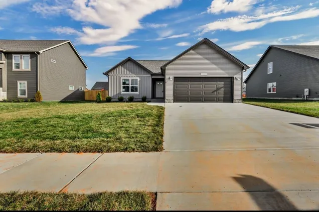 $1,795 | 207 Donegal Drive, Clarksville, TN 37042