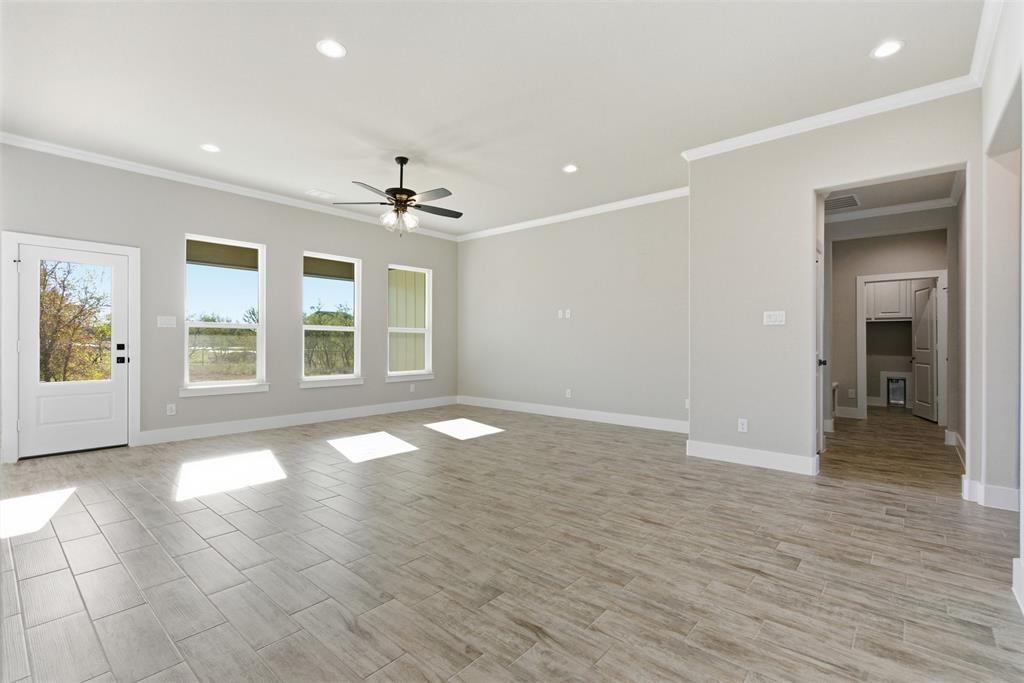 328 Rita Ridge Millsap, TX 76066 - Photo 6 of 27