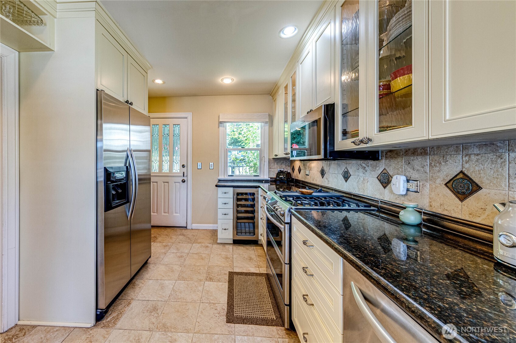 11754 Riviera Place Northeast Seattle, WA 98125 - Photo 16 of 40