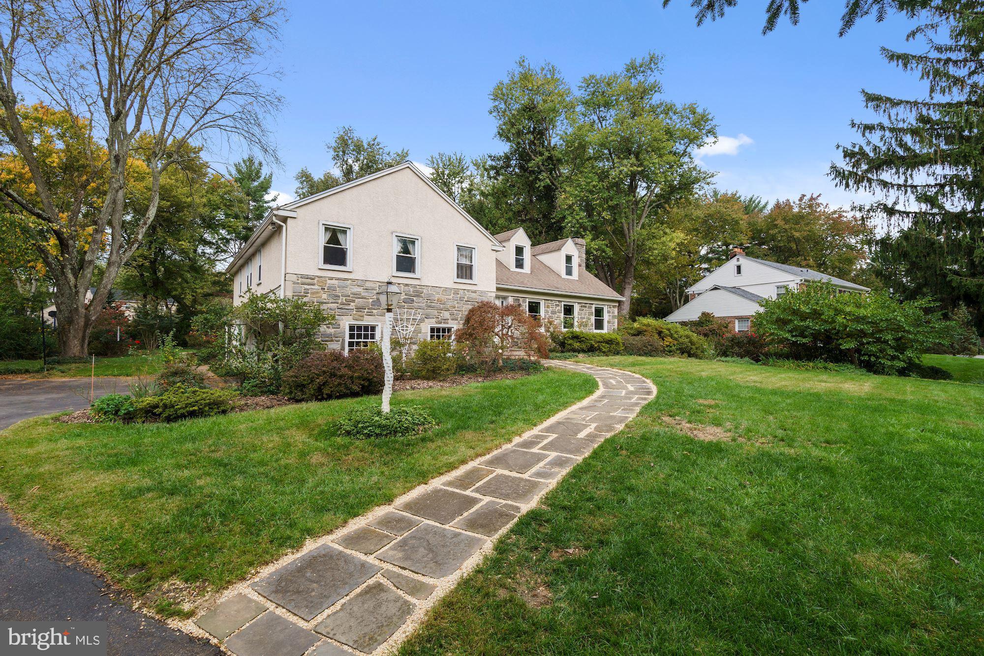 1611 Stephens Drive Wayne, PA 19087 - Photo 2 of 46 Exterior Side