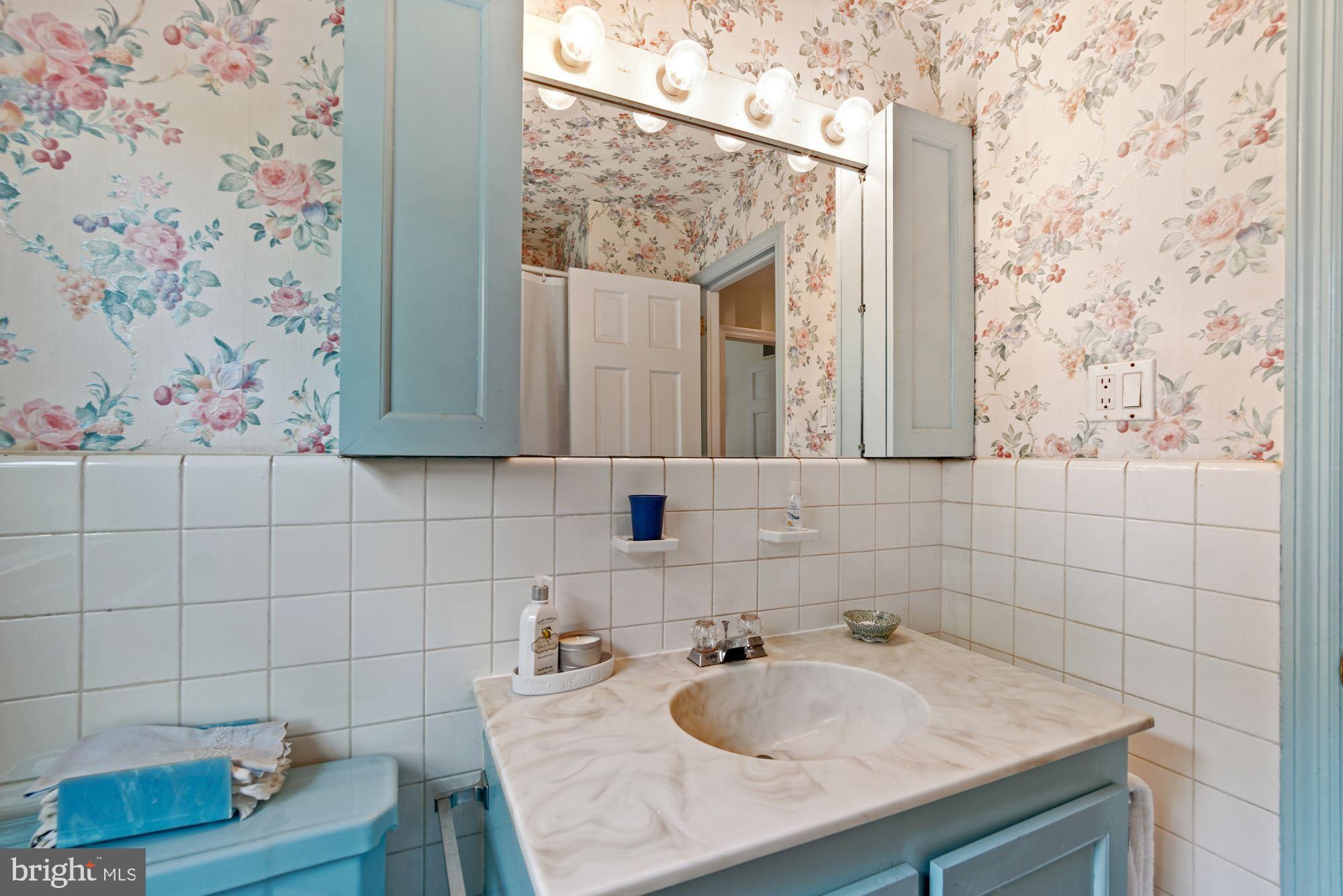 1611 Stephens Drive Wayne, PA 19087 - Photo 30 of 46 Bathroom