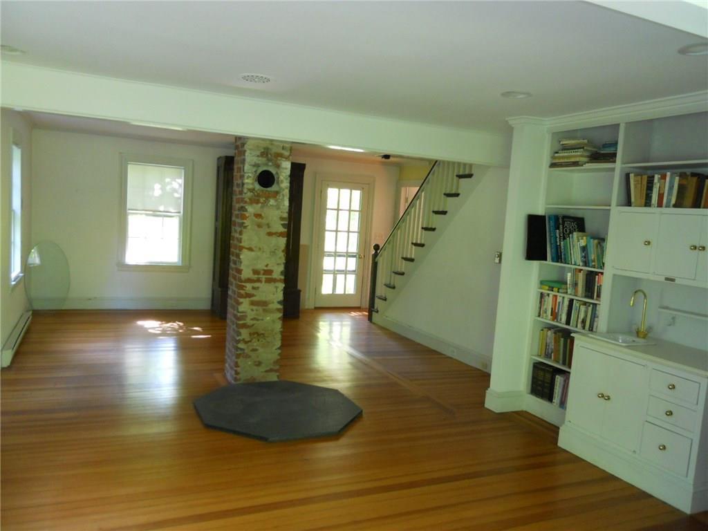 370 Pendleton Point Road Islesboro, ME 04848 - Photo 13 of 29 Living room