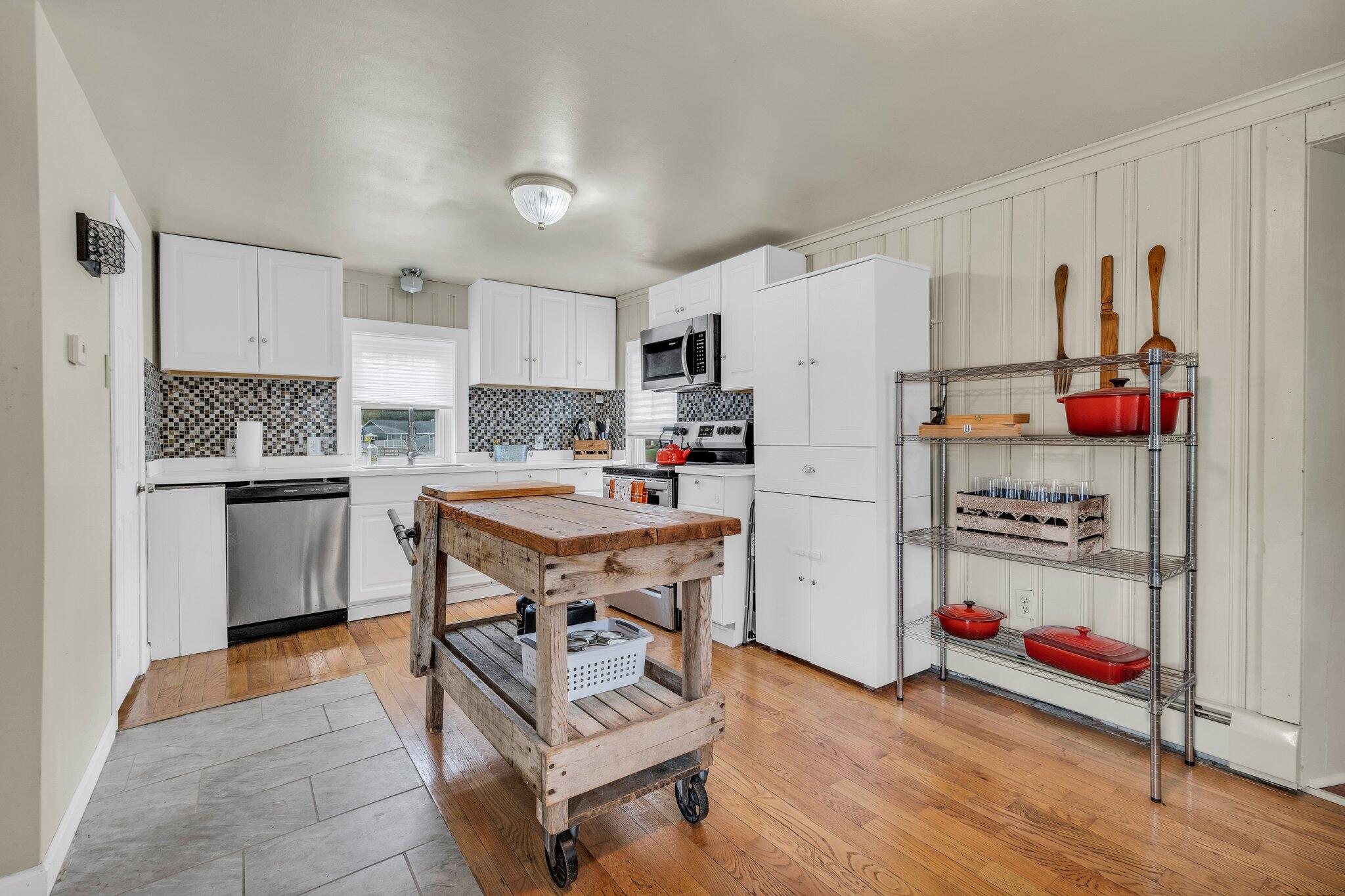 92 Main Street Windham, ME 04062 - Photo 7 of 39 9-web-or-mls-DSC09796