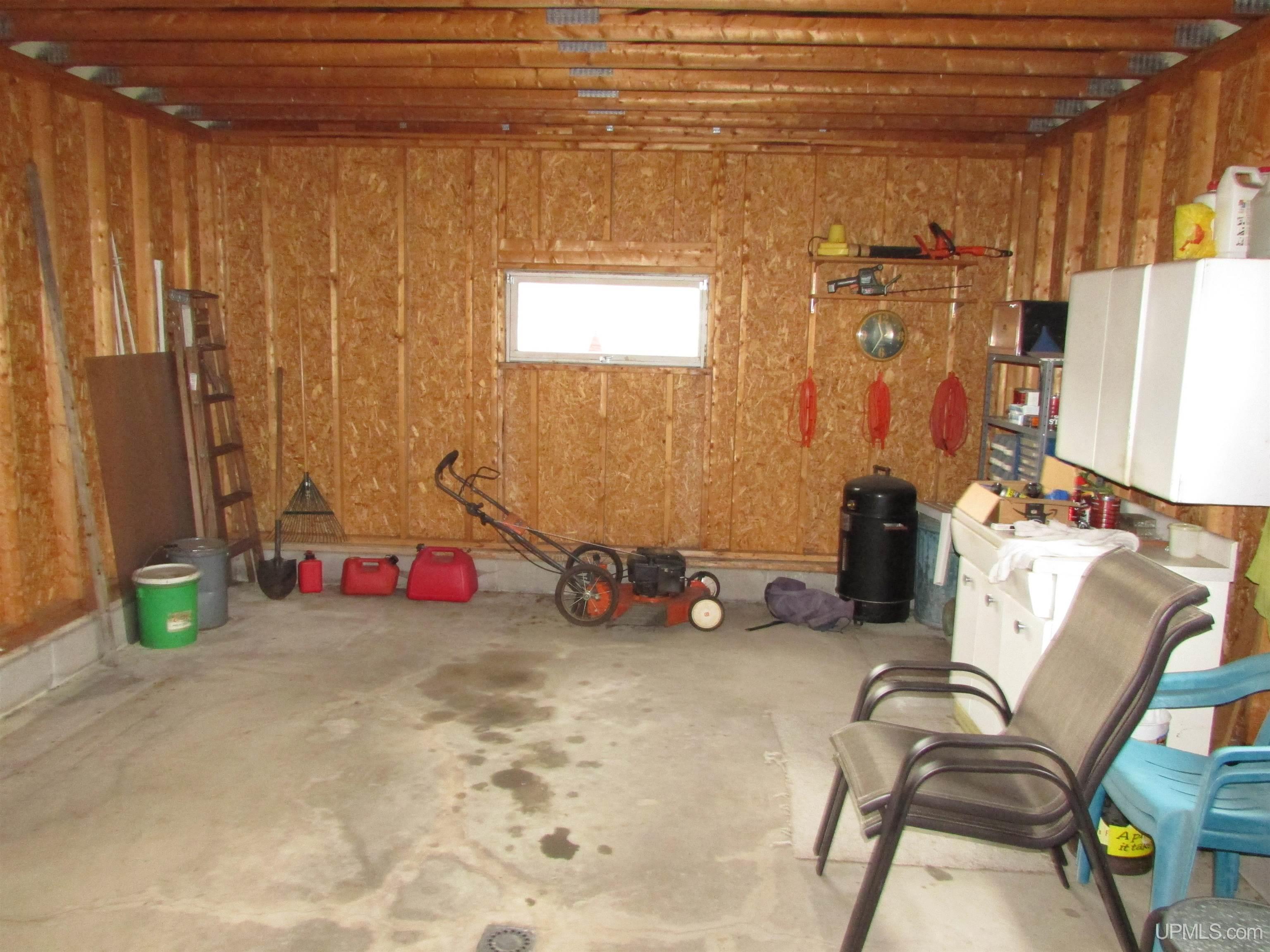 105 West Fall Street L'Anse, MI 49946 - Photo 28 of 28