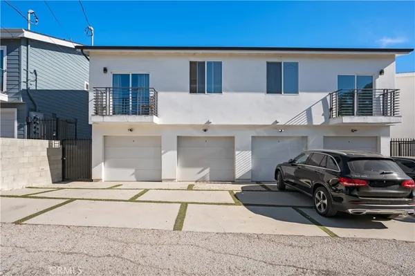 $3,650 | 7125 South La Cienega Boulevard, Los Angeles, CA 90045