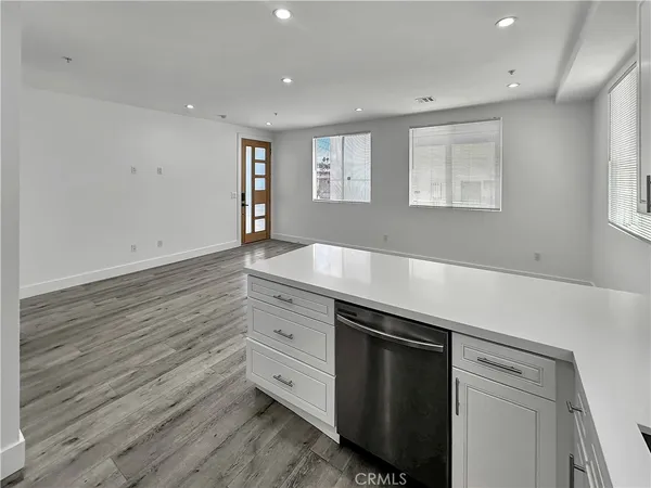 $3,650 | 7125 South La Cienega Boulevard, Los Angeles, CA 90045