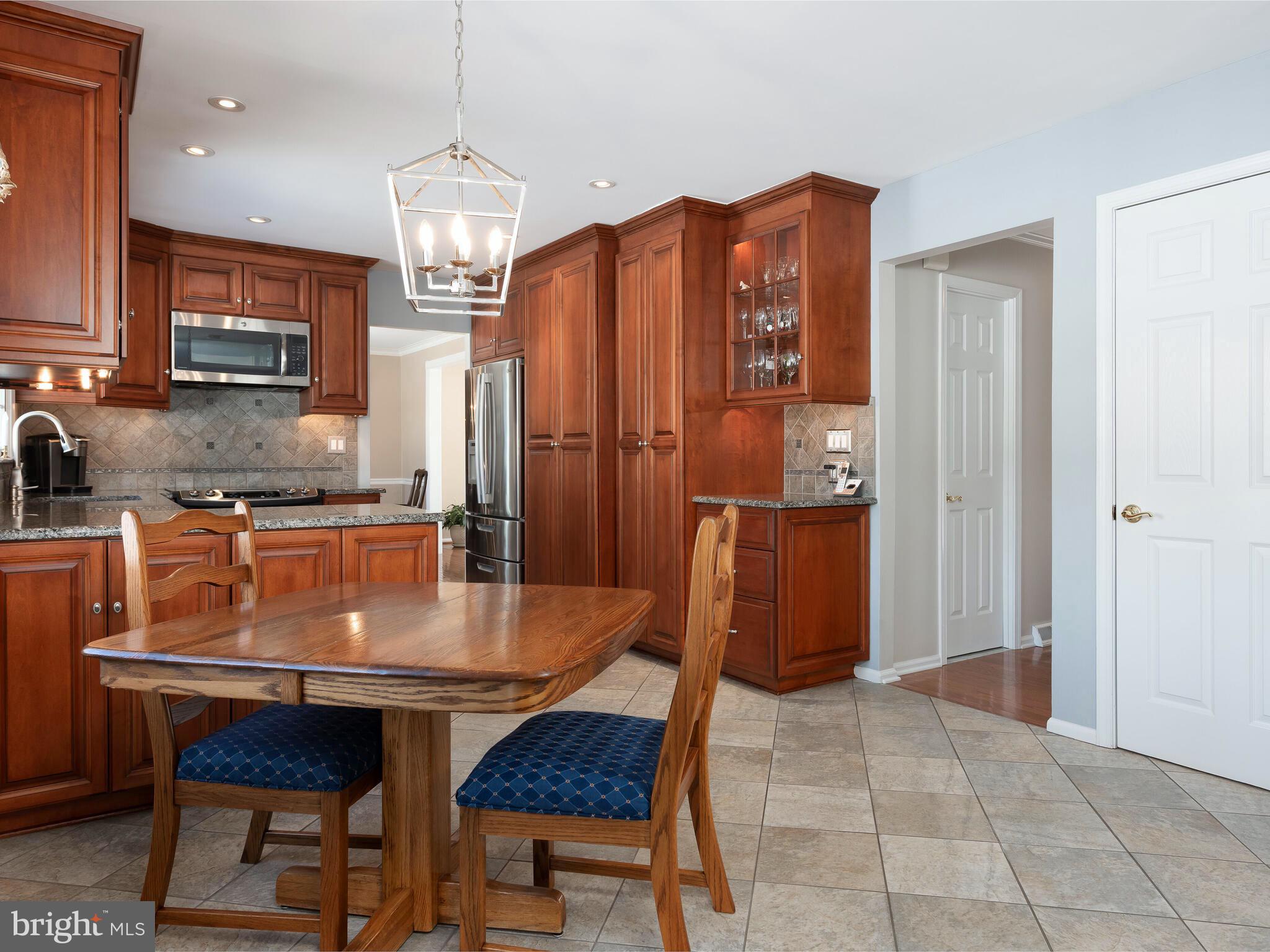 13 Waterview Road Downingtown, PA 19335 - Photo 11 of 39 Gallery Image 11