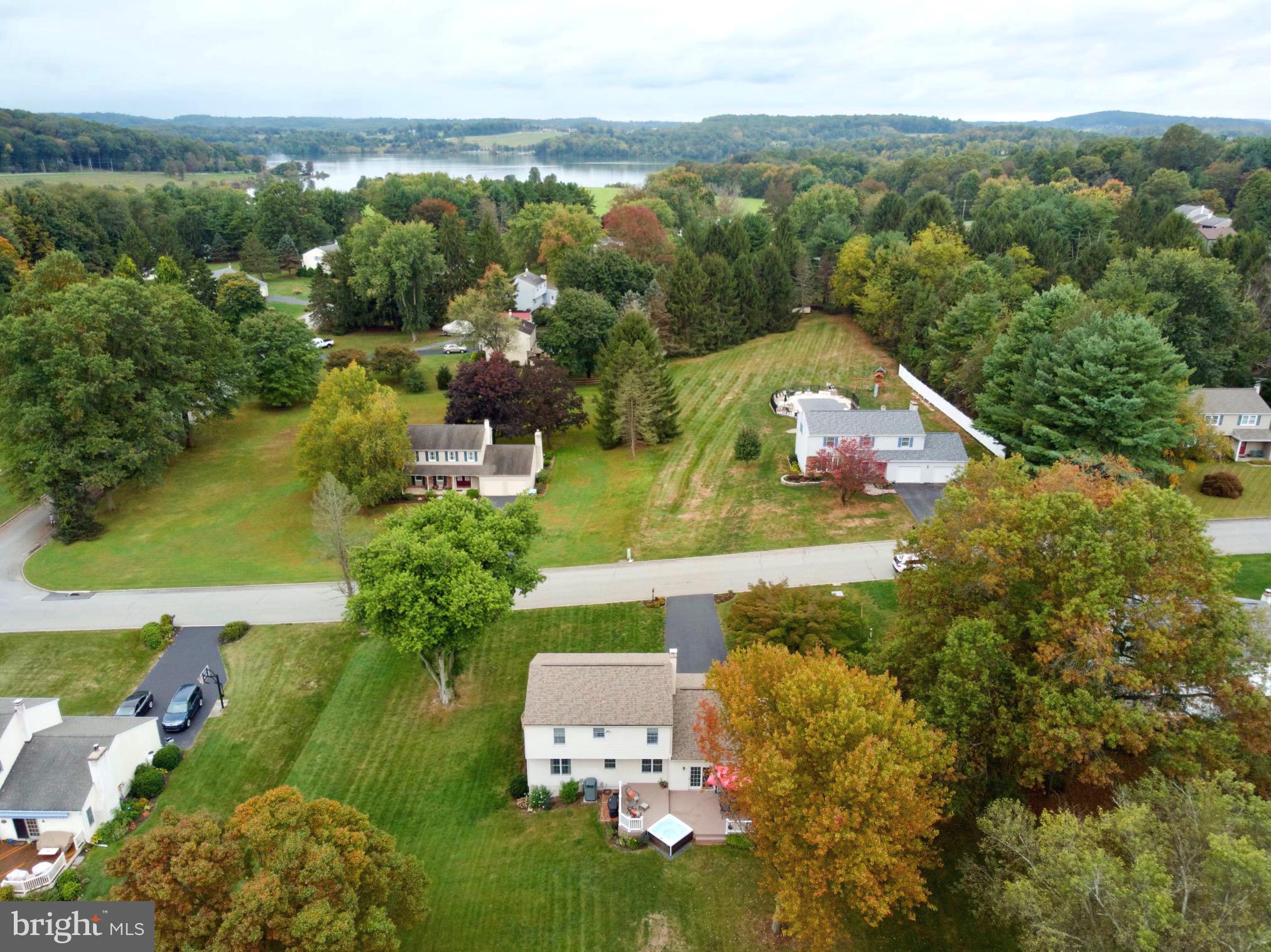13 Waterview Road Downingtown, PA 19335 - Photo 4 of 39 Gallery Image 4