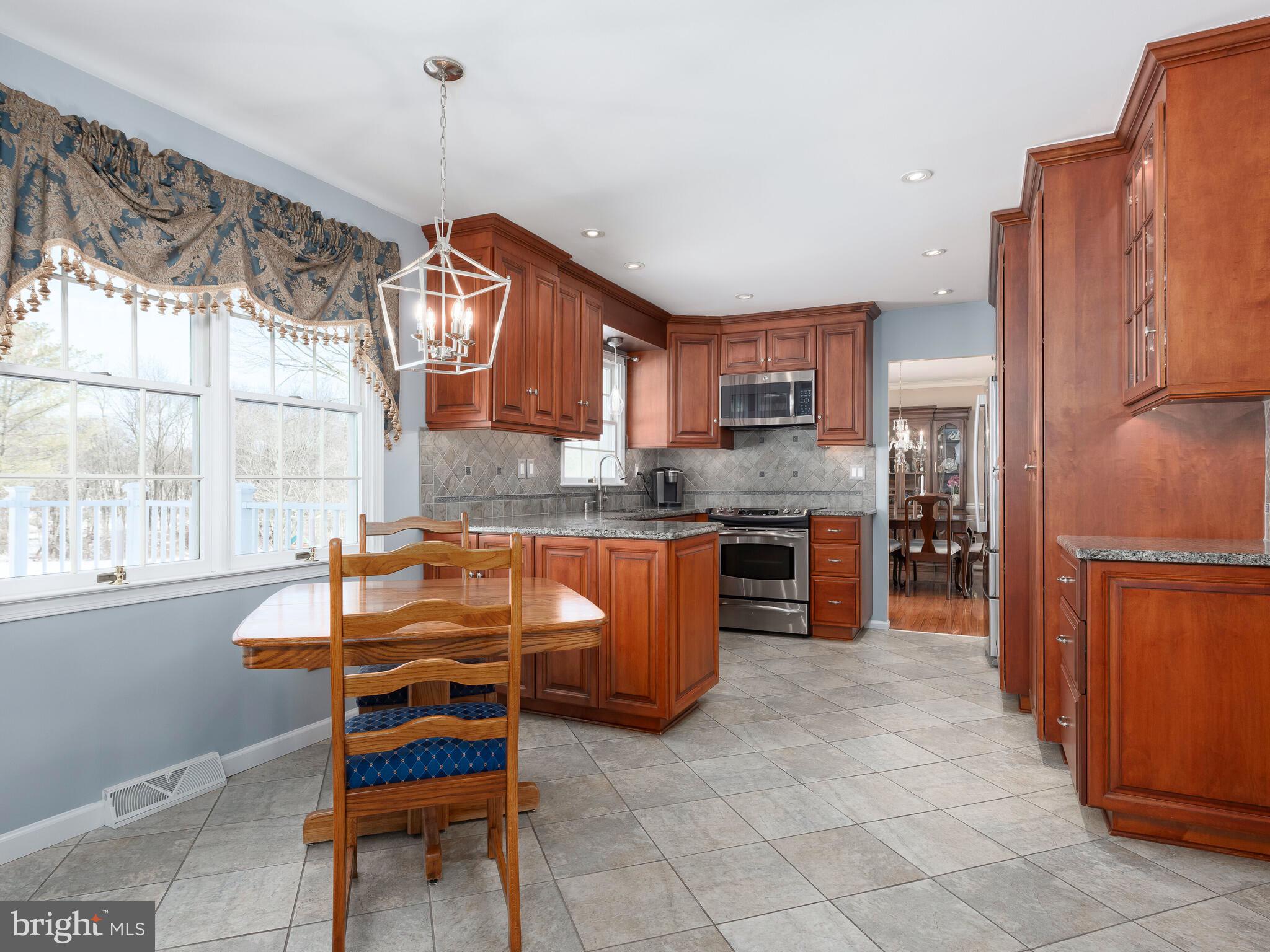 13 Waterview Road Downingtown, PA 19335 - Photo 9 of 39 Gallery Image 9