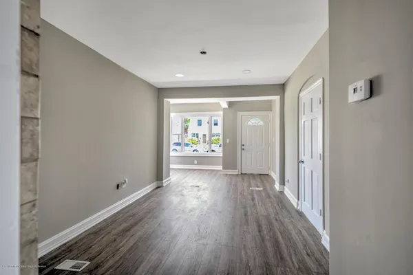 $2,500 | 8 Dolan Avenue, Unit A, South Amboy, NJ 08879