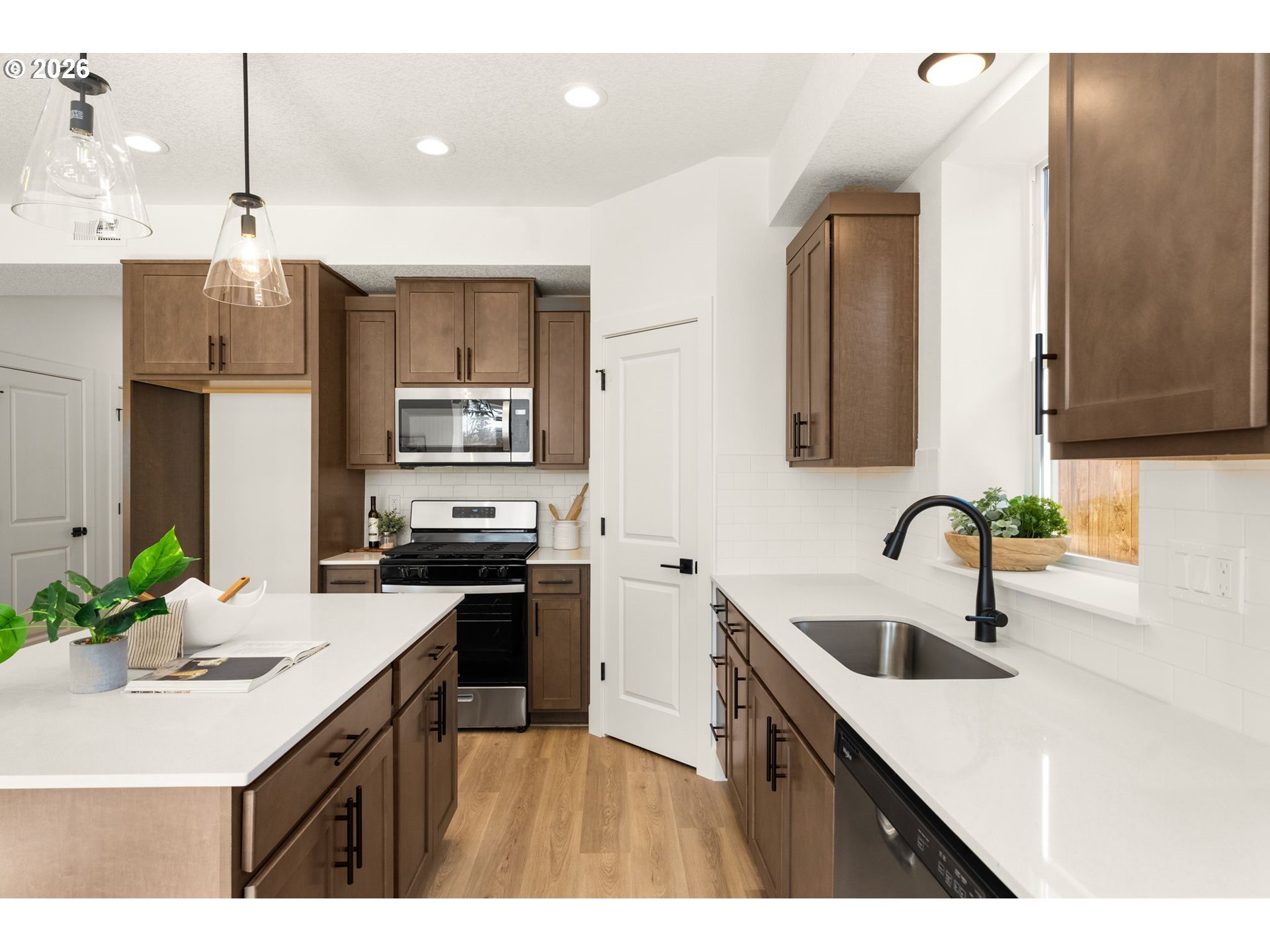 7343 Southwest Leonard Place, Unit L3 Beaverton, OR 97007 - Photo 10 of 28