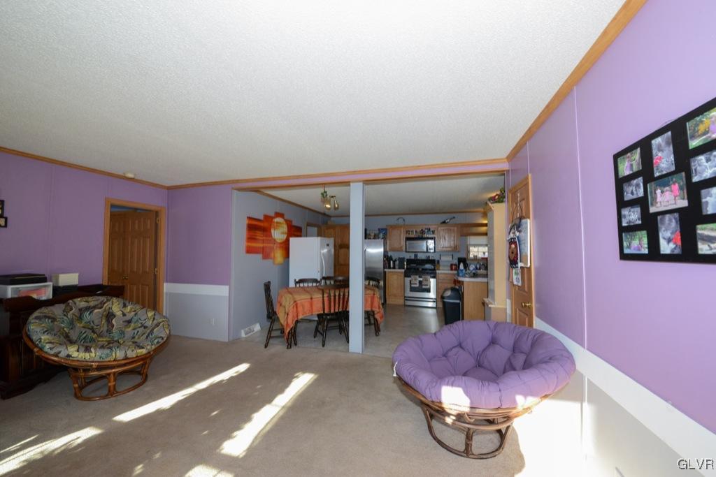 247 Merkle Road Boyertown, PA 19512 - Photo 8 of 45 Gallery Image 8