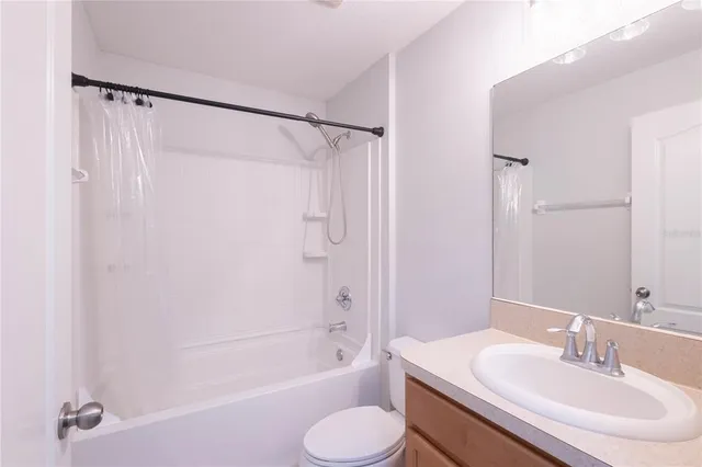 $2,299 | 8022 Alamosa Wood Avenue, Ruskin, FL 33573