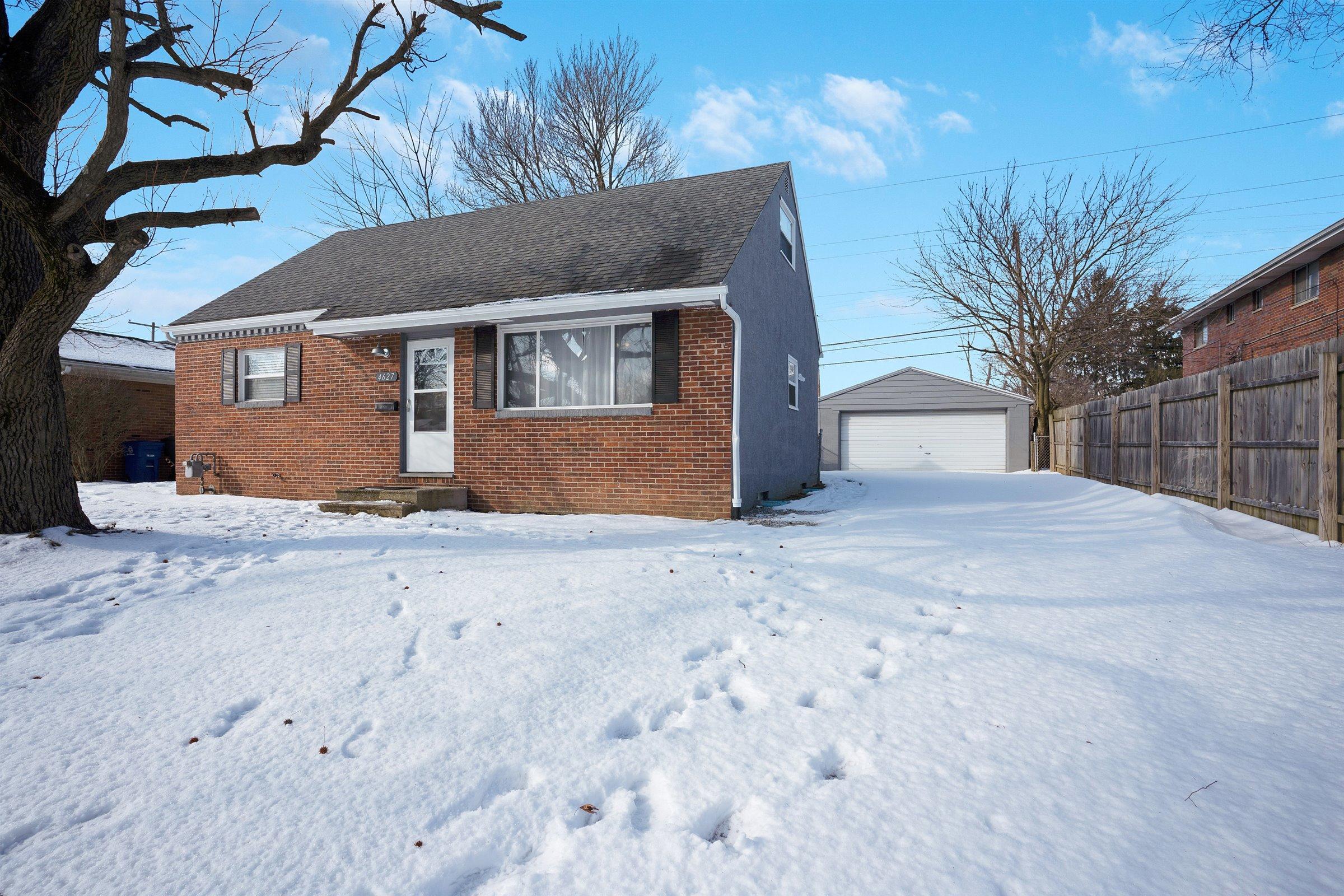 4627 Sandy Lane Road Columbus, OH 43224 - Photo 1 of 34 Gallery Image 1