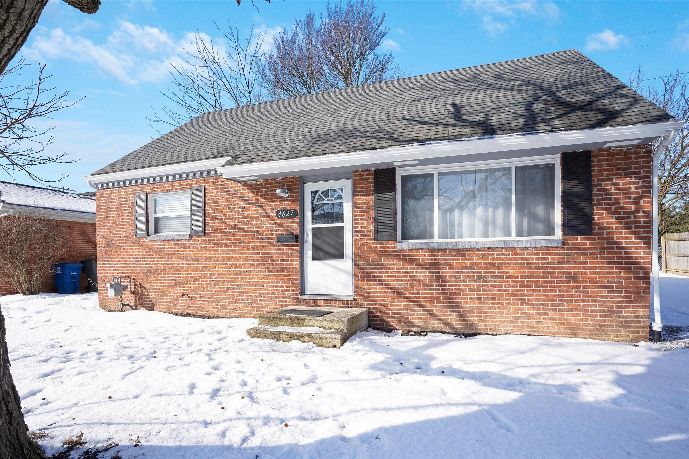 4627 Sandy Lane Road Columbus, OH 43224 - Photo 4 of 34 Gallery Image 4
