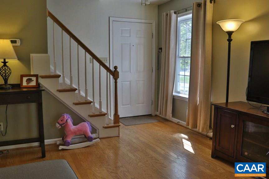 1245 Clover Ridge Place Charlottesville, VA 22901 - Photo 8 of 31 Gallery Image 8