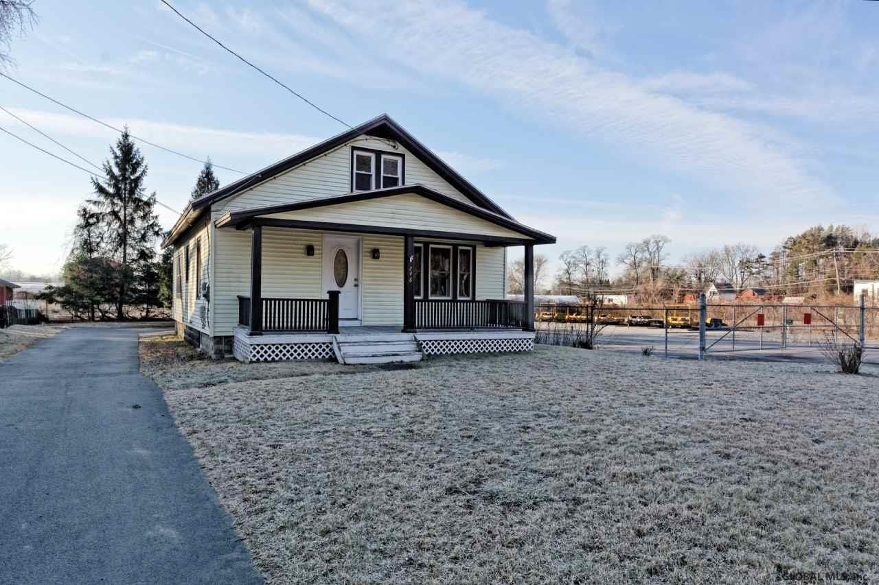 746 Watervliet Shaker Road Colonie, NY 12110 - Photo 1 of 25 Photo 1