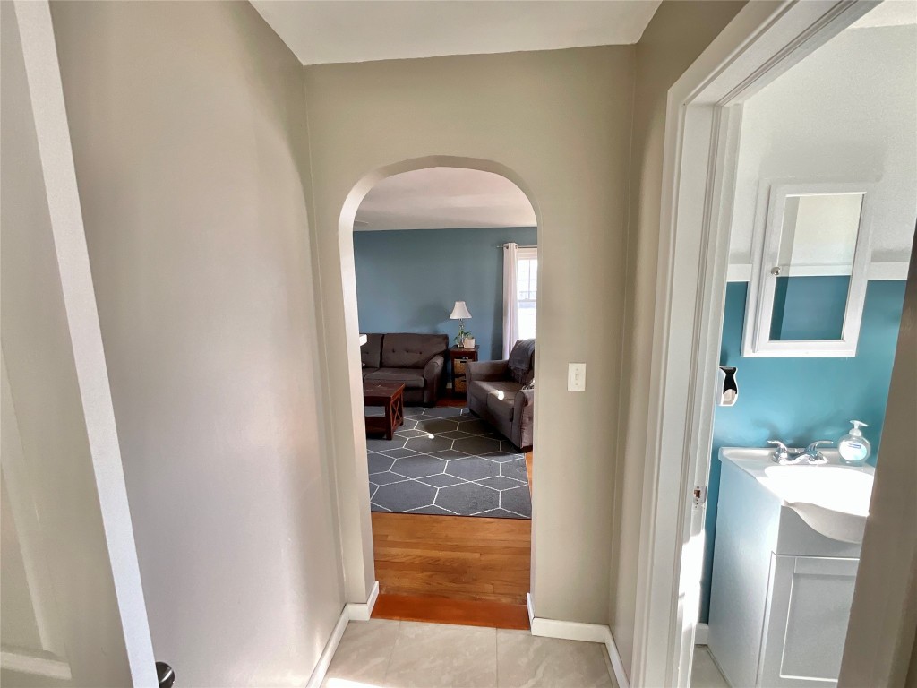 1222 Mead Road Binghamton, NY 13901 - Photo 14 of 50 Gallery Image 14