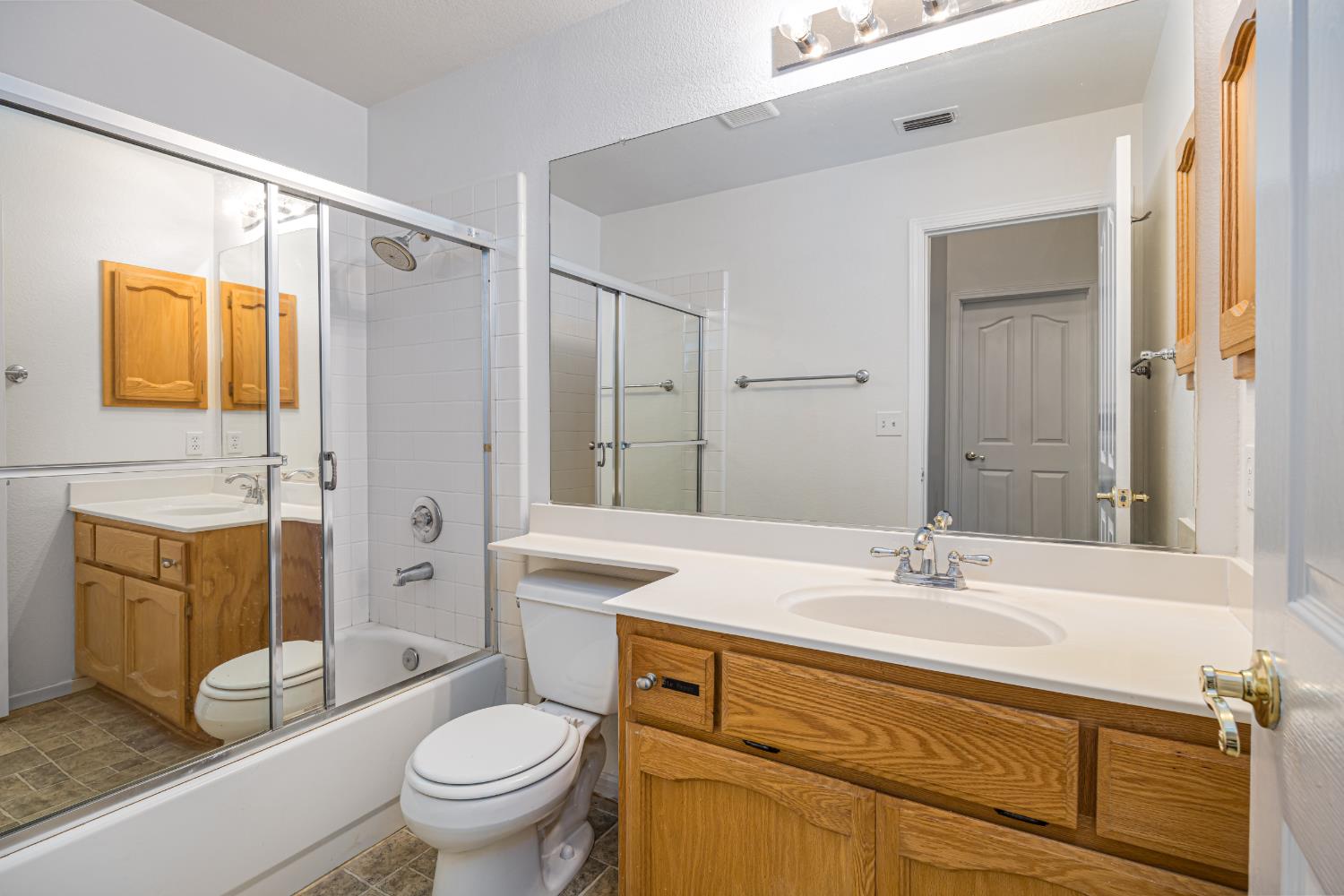 9282 Dever Circle Elk Grove, CA 95624 - Photo 23 of 38 BATHROOM 1
