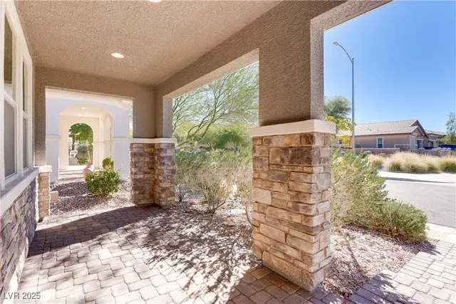 $2,324 | 420 Al Coda Place, Henderson, NV 89011