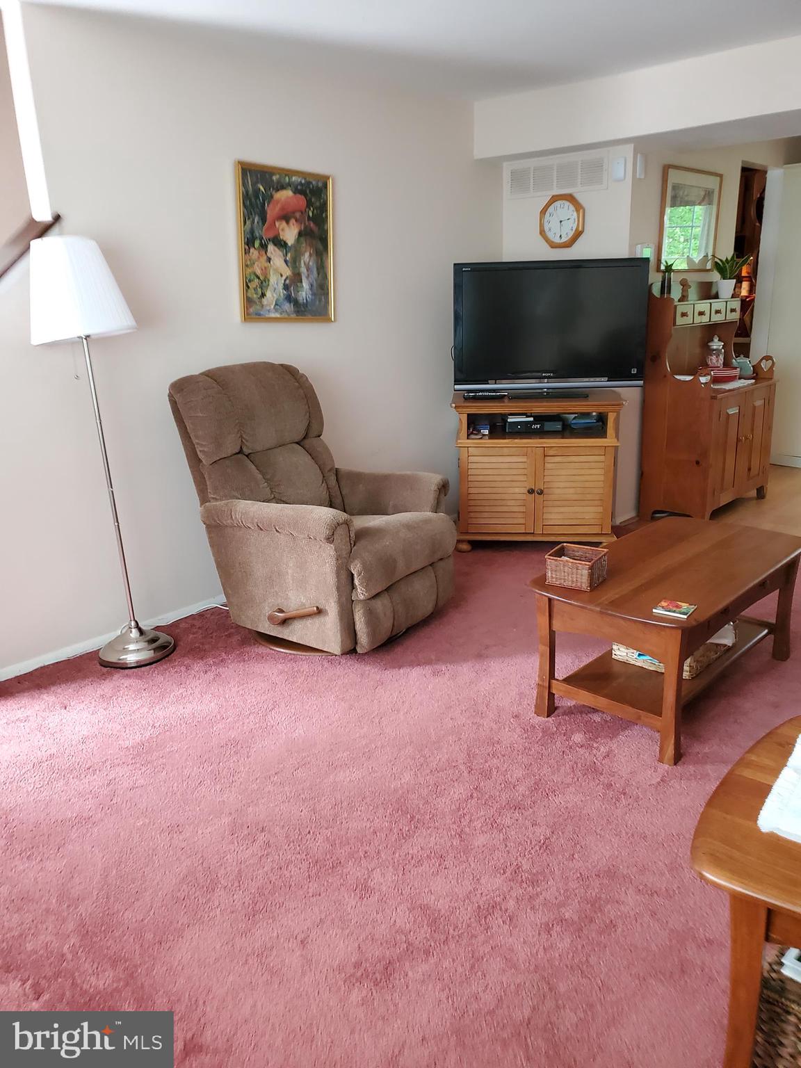 4549 Ambermill Road Baltimore, MD 21236 - Photo 16 of 46 Living Room