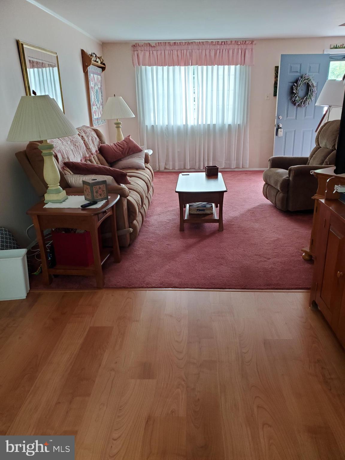 4549 Ambermill Road Baltimore, MD 21236 - Photo 17 of 46 Living Room