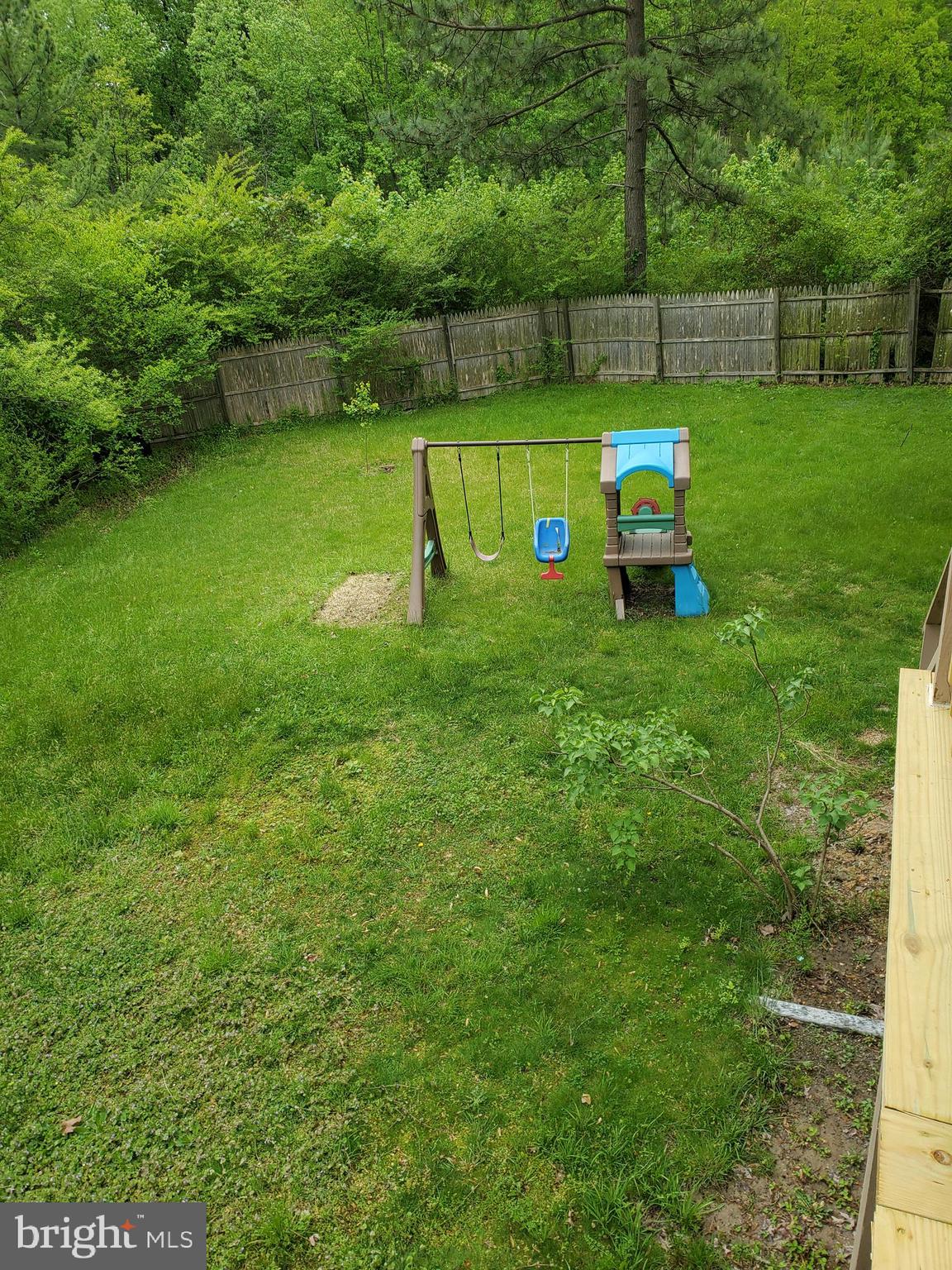 4549 Ambermill Road Baltimore, MD 21236 - Photo 3 of 46 Plenty of yard for the kids to run and play