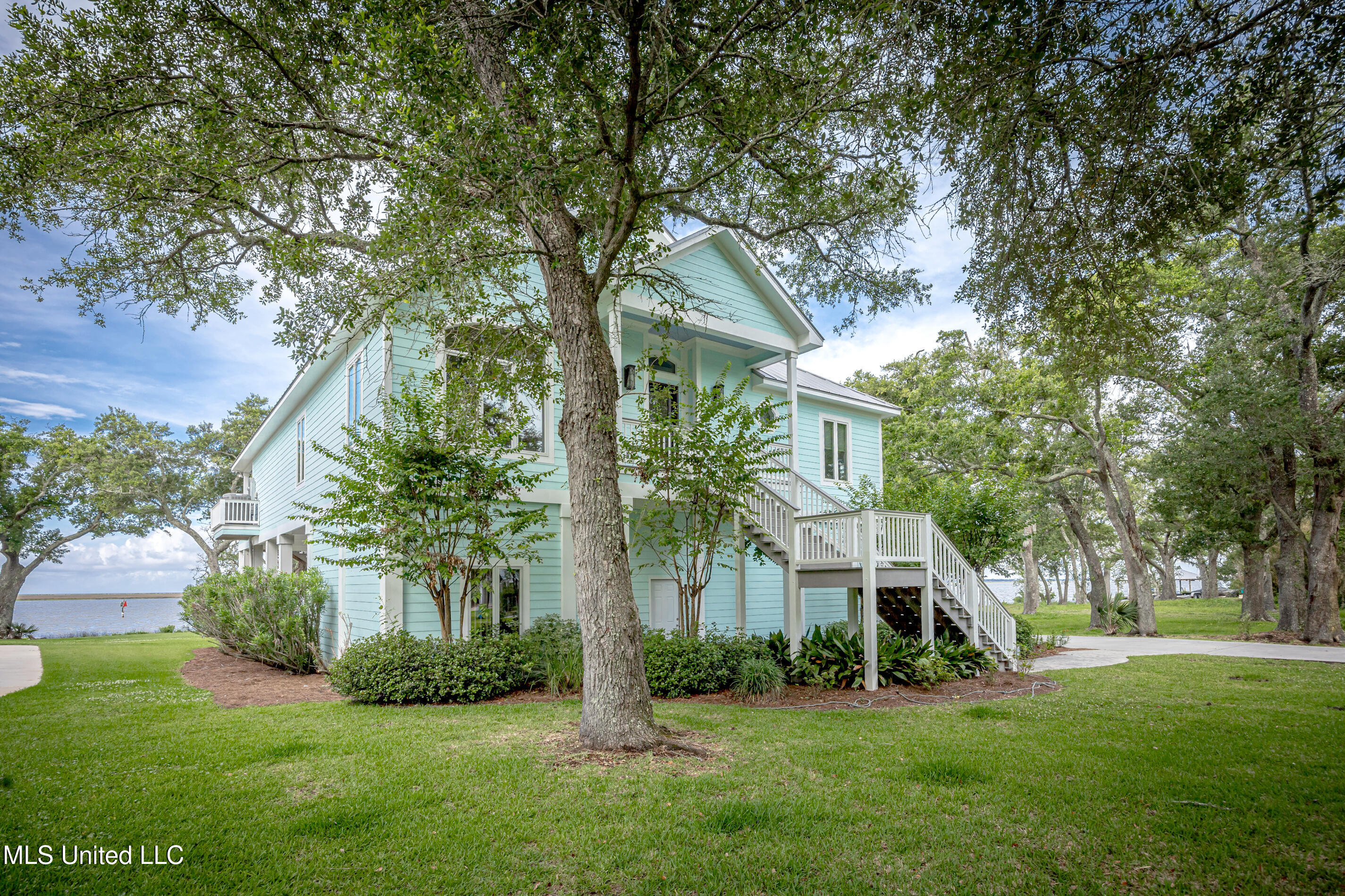10805 Eagle Nest Road Ocean Springs, MS 39564 - Photo 12 of 103 IMG_6567