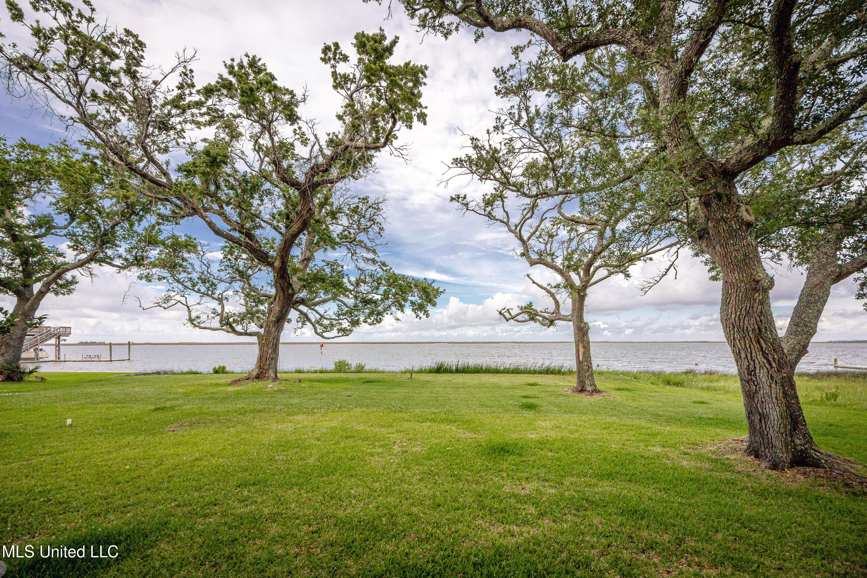 10805 Eagle Nest Road Ocean Springs, MS 39564 - Photo 19 of 103 IMG_6594