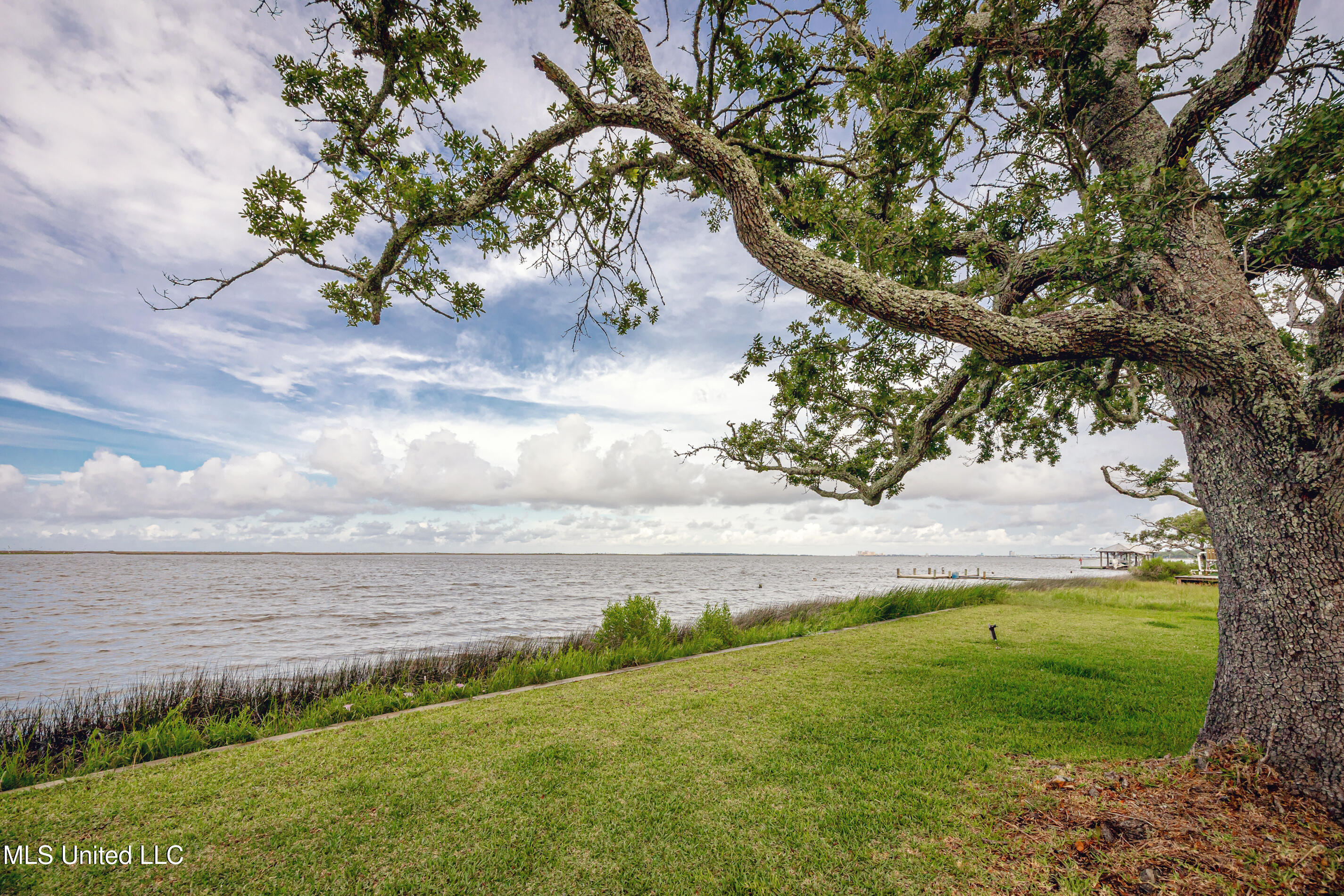 10805 Eagle Nest Road Ocean Springs, MS 39564 - Photo 23 of 103 IMG_6609