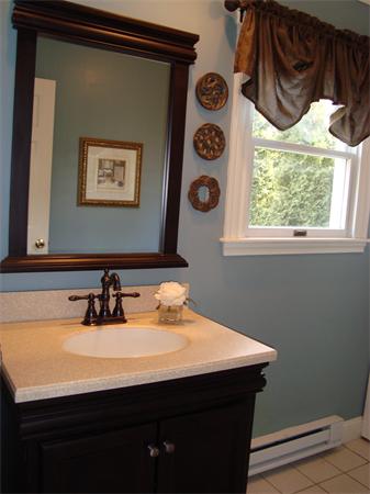 175 Aspen Road Swampscott, MA 01907 - Photo 11 of 27 Gallery Image 11