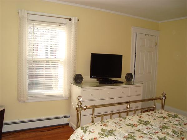 175 Aspen Road Swampscott, MA 01907 - Photo 17 of 27 Gallery Image 17