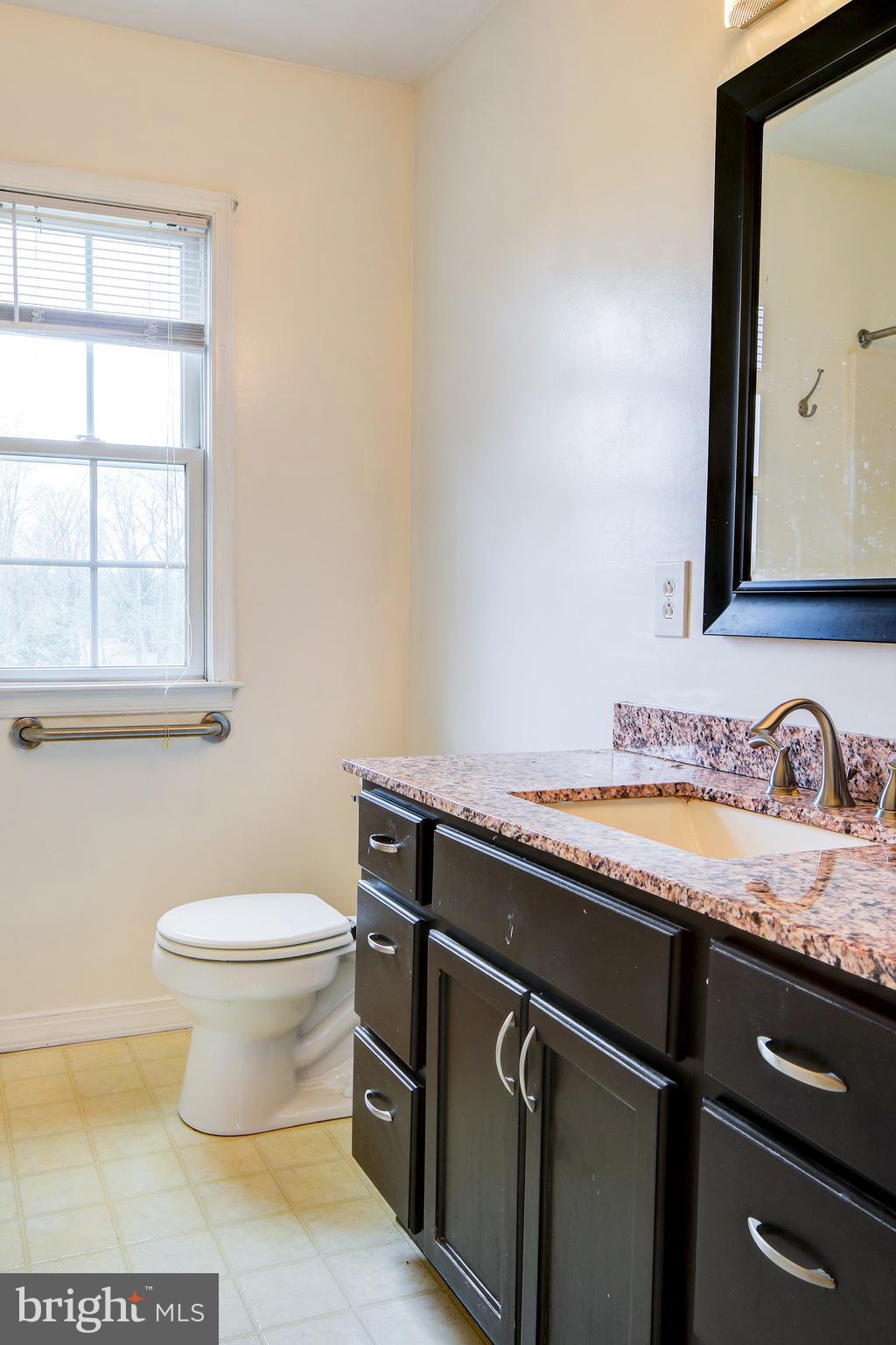 4507 Mt Carmel Road Hampstead, MD 21074 - Photo 34 of 60 Full Bath in the In-Law Suite