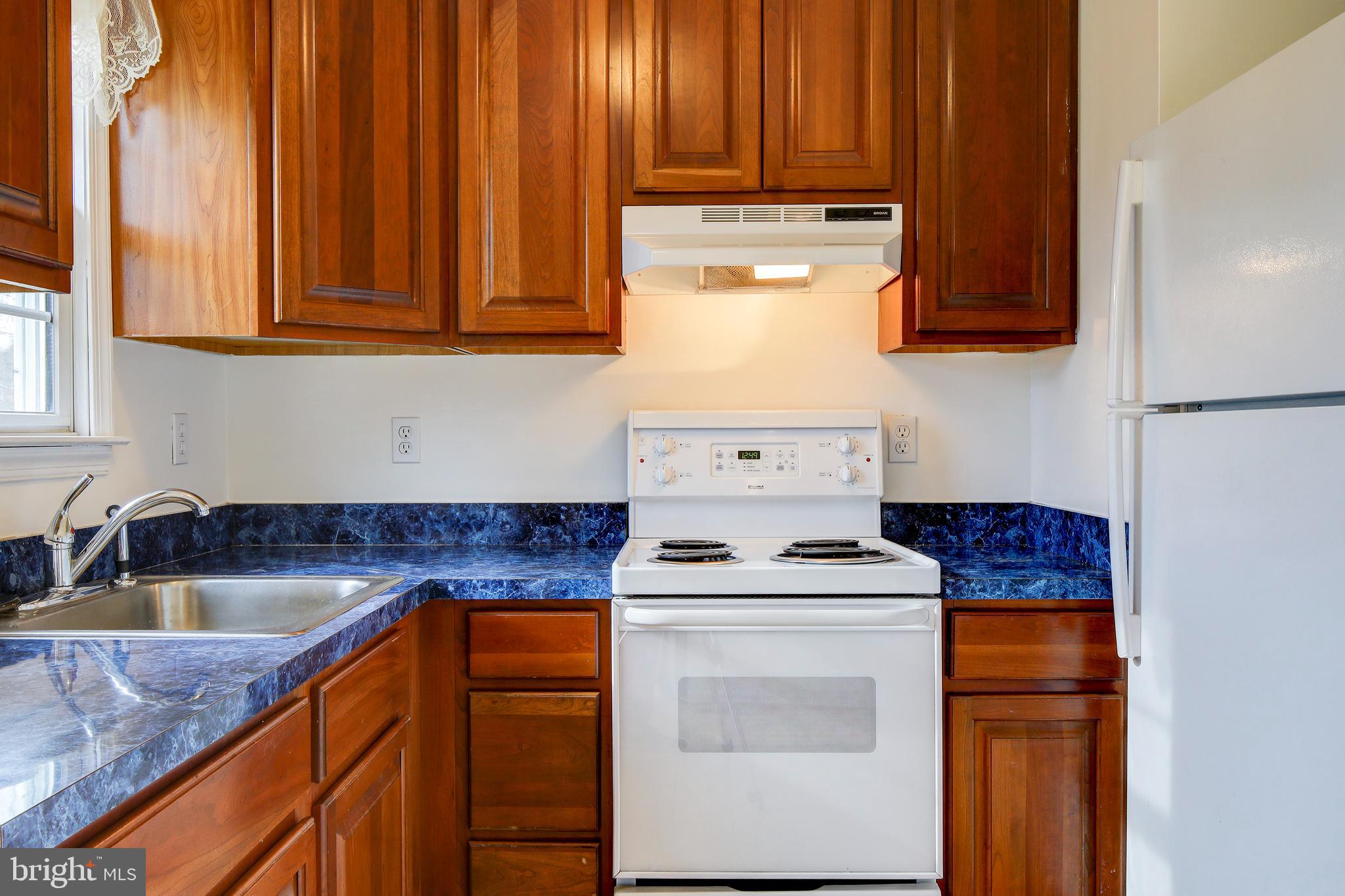 4507 Mt Carmel Road Hampstead, MD 21074 - Photo 40 of 60 In-Law Suite Kitchen