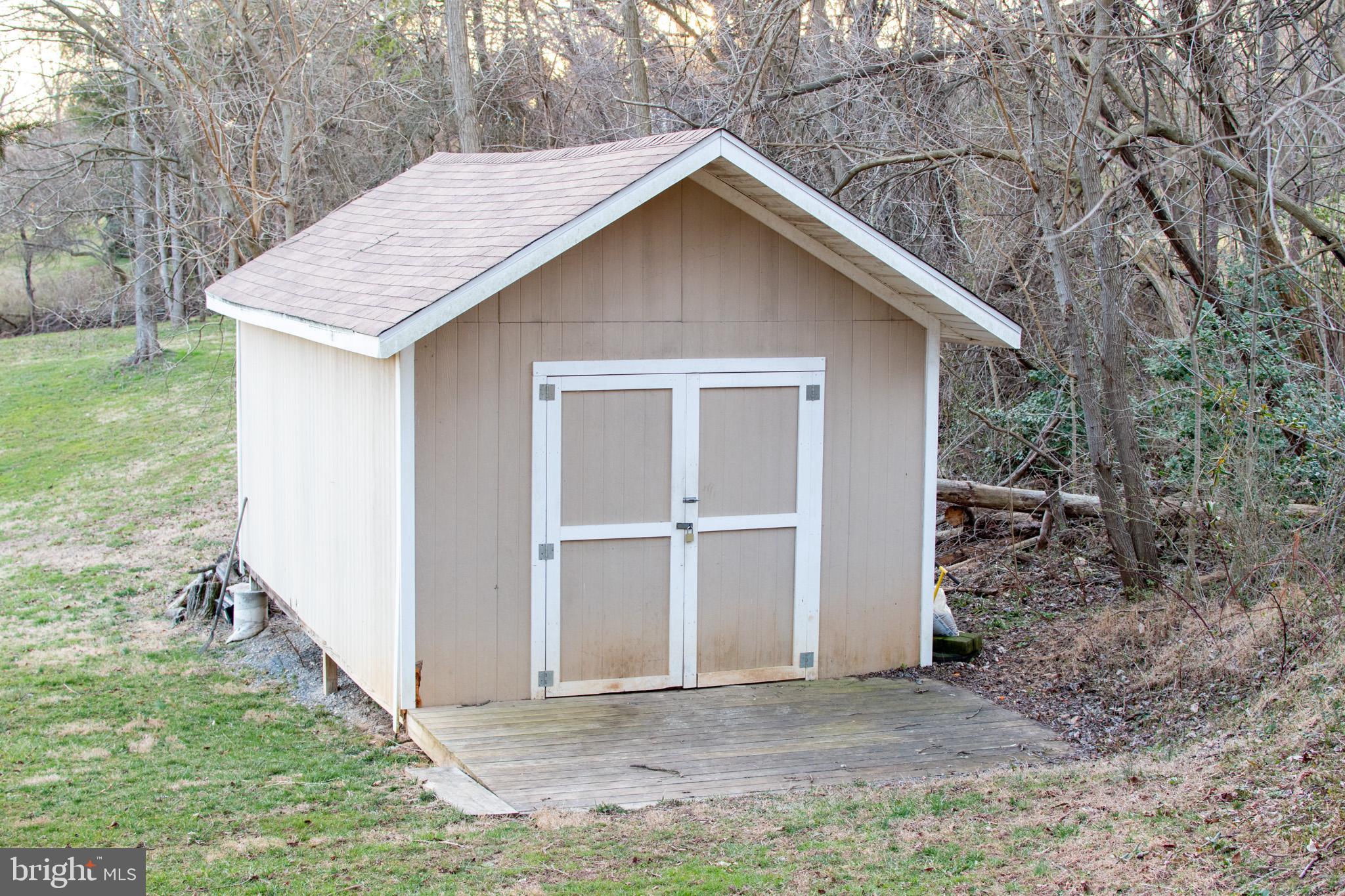 4507 Mt Carmel Road Hampstead, MD 21074 - Photo 47 of 60 Second Shed with Electric