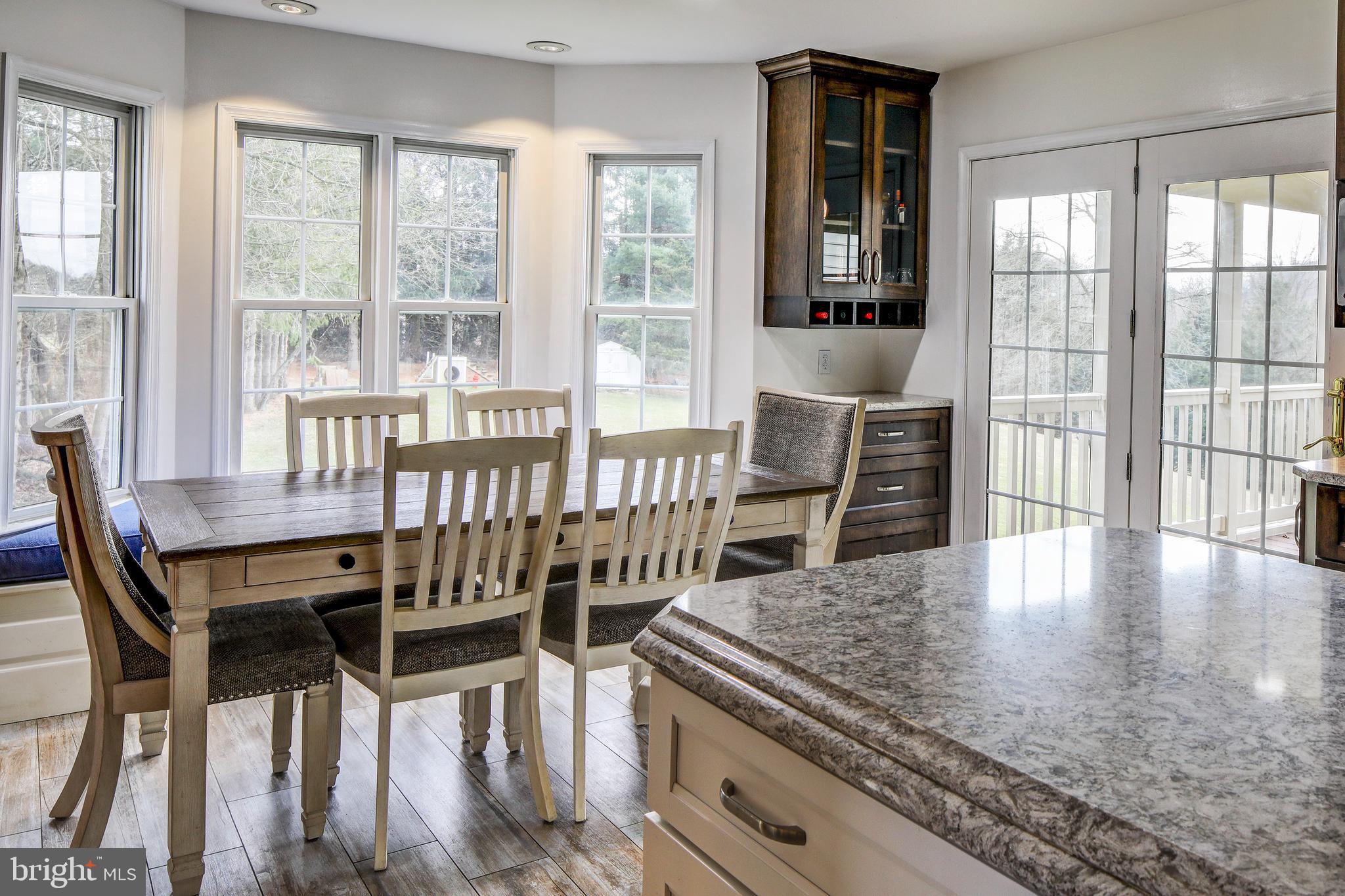 4507 Mt Carmel Road Hampstead, MD 21074 - Photo 10 of 60 View from kitchen to Table Area
