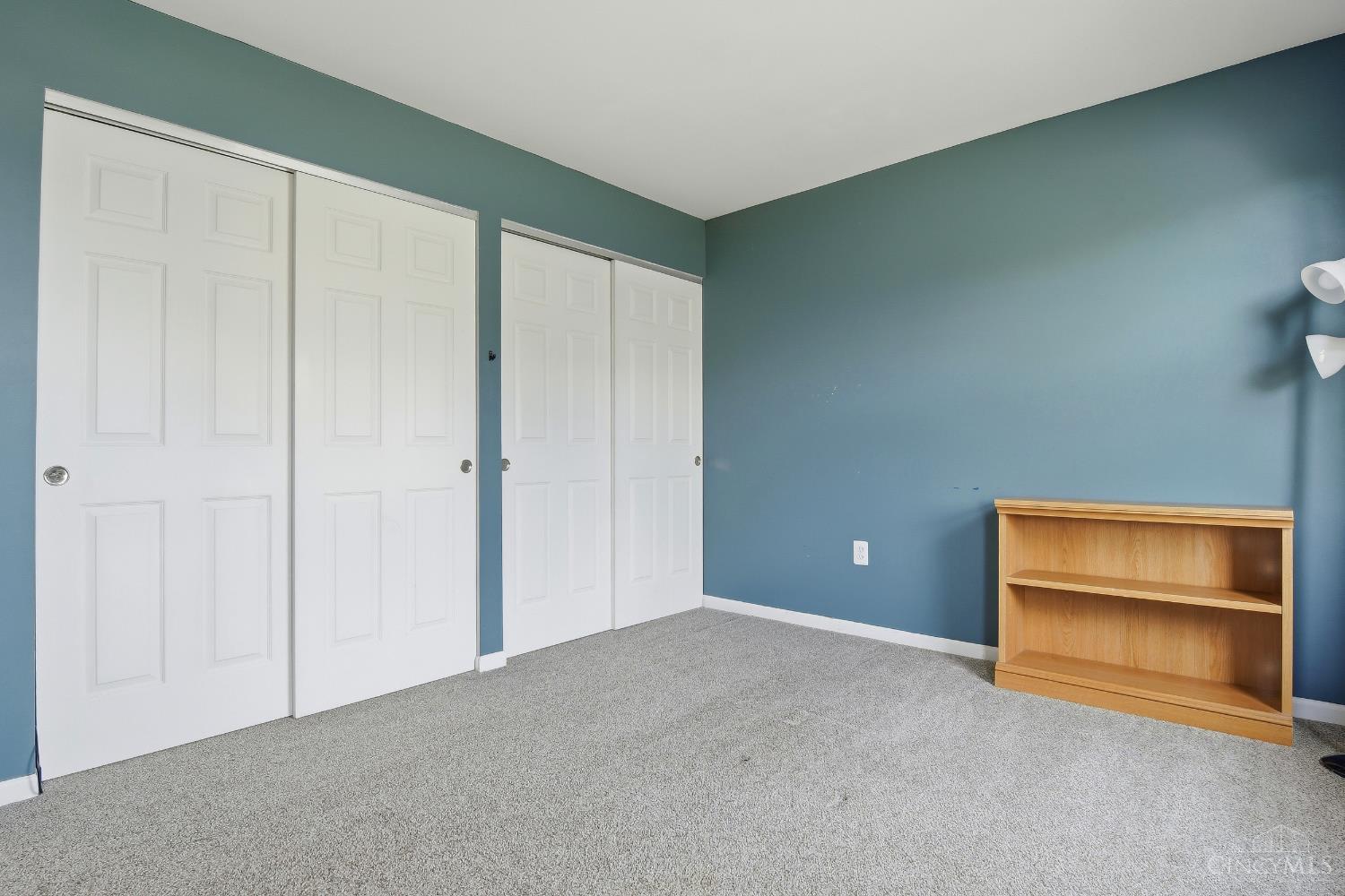 4374 Boomer Road Cincinnati, OH 45247 - Photo 32 of 49