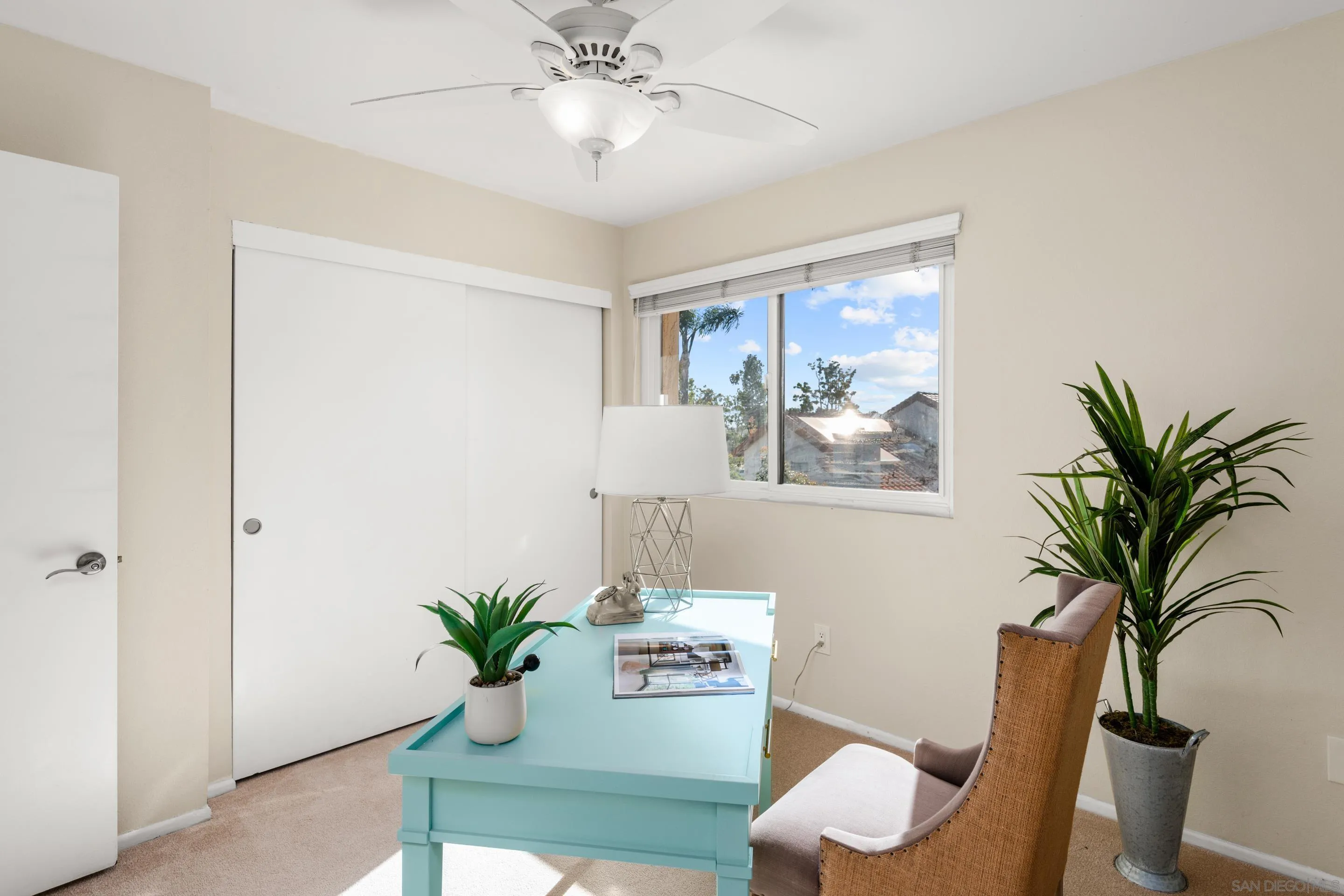 2002 Leafwood Place Encinitas, CA 92024 - Photo 25 of 64 a view of a dining room with furniture window and flowerpot