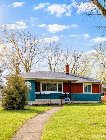 $275,000 | 8412 G Greenwood Avenue, Munster, IN 46321