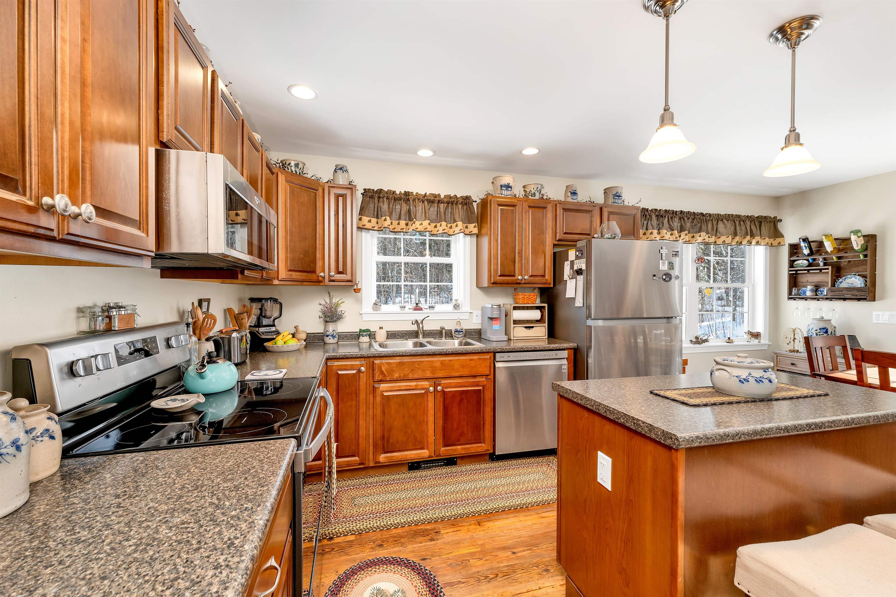 78 Davis Road Danbury, NH 03230 - Photo 11 of 60